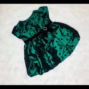 MAVEANDMEME.COM • DRESSUP@MAVEANDMEME.COM